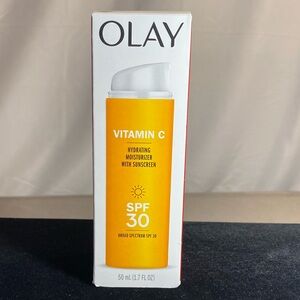 Olay generous vitamin C  plus peptide 24 hydrating moisturizer SPF 30 1.70Z